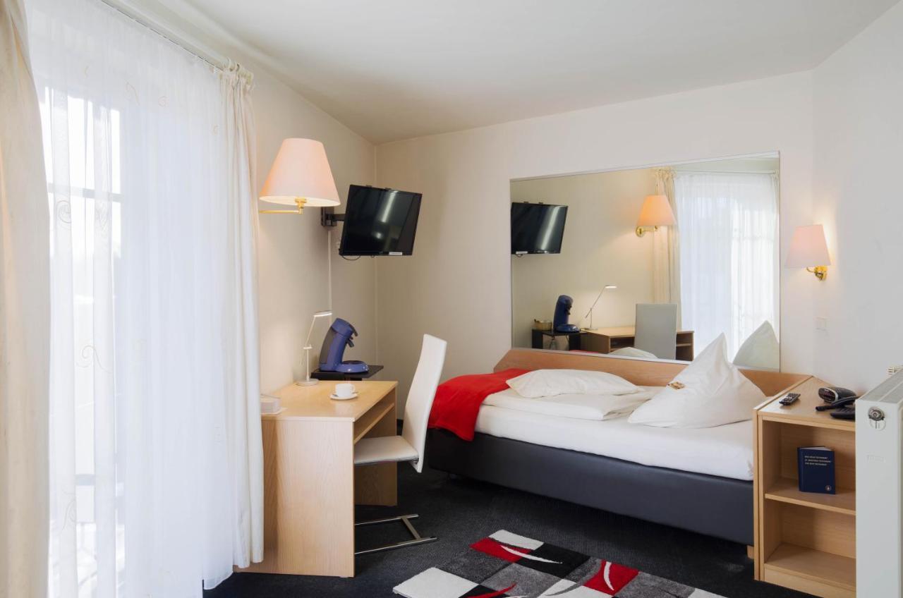 Hotel Moerser Hof Esterno foto